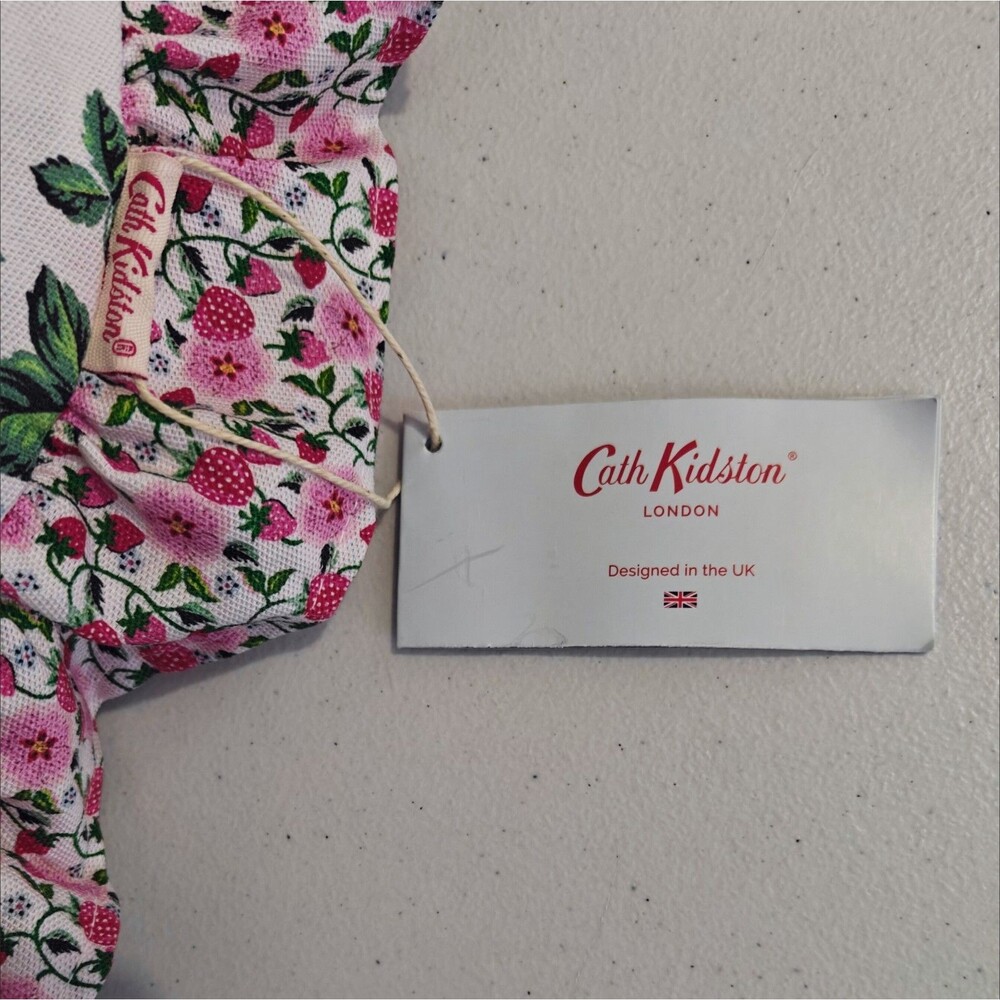 NEW Cath Kidston Strawberry Heart Pillow Ruffle Cotton Cover Toss Throw NWT Pink - Picture 6 of 11